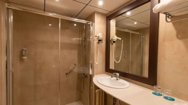 Üç Kişilik Oda (3 Adults)