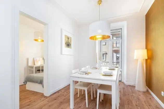 Apart Daire, 4 Yatak Odası, Sigara İçilmez