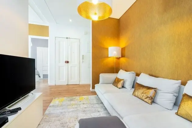 Apart Daire, 4 Yatak Odası, Sigara İçilmez