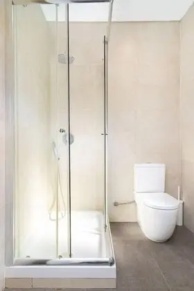 Apart Daire, 4 Yatak Odası, Sigara İçilmez