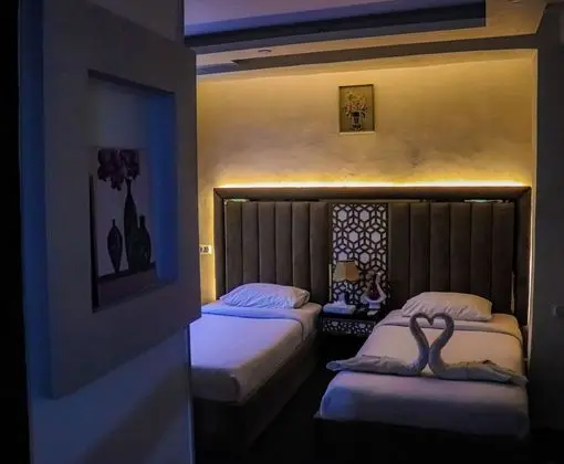 Deluxe Tek Büyük veya İki Ayrı Yataklı Oda