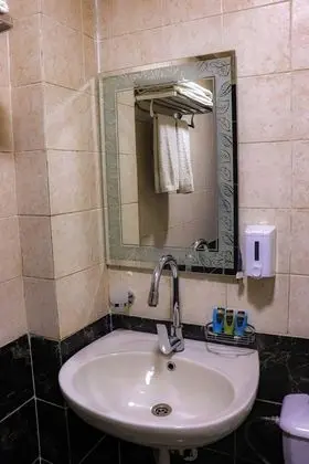 Deluxe Tek Büyük veya İki Ayrı Yataklı Oda