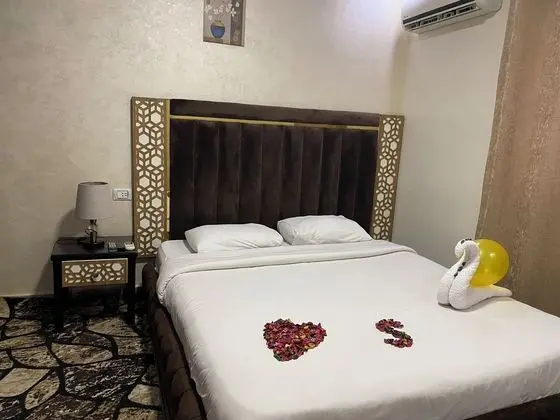 Deluxe Tek Büyük veya İki Ayrı Yataklı Oda