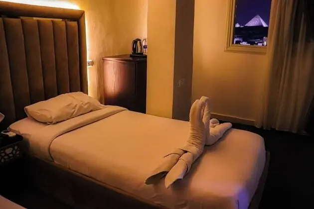 Pyramids View Double or Twin Room