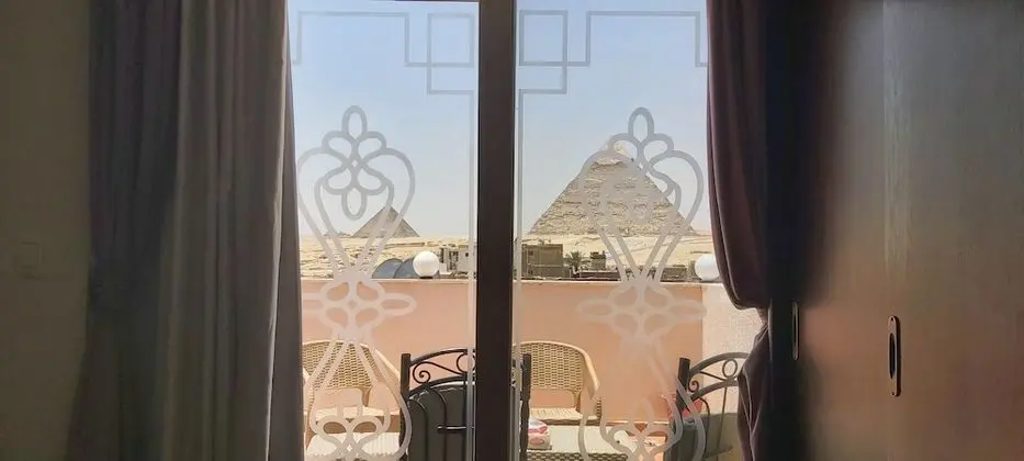 Pyramids View Double or Twin Room