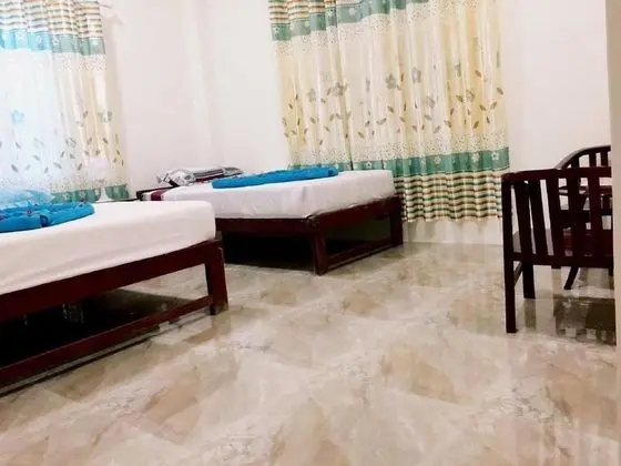 Üç Kişilik Oda