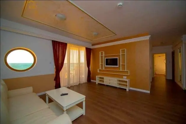 Apart Daire, 1 Yatak Odası, Balkon, Park Manzaralı