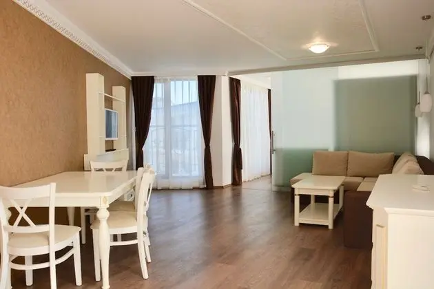 Apart Daire, 1 Yatak Odası, Balkon, Park Manzaralı