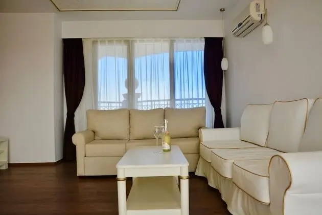 Apart Daire, 1 Yatak Odası, Balkon, Park Manzaralı