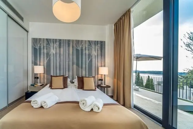 Apart Daire, 2 Yatak Odası, Balkon, Kısmi Deniz Manzaralı