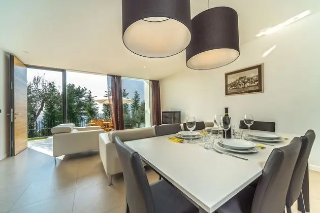 Apart Daire, 2 Yatak Odası, Balkon, Kısmi Deniz Manzaralı