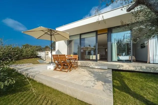 Apart Daire, 2 Yatak Odası, Balkon, Kısmi Deniz Manzaralı