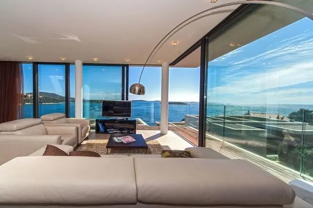 Superior Apart Daire, 2 Yatak Odası, Balkon, Deniz Manzaralı