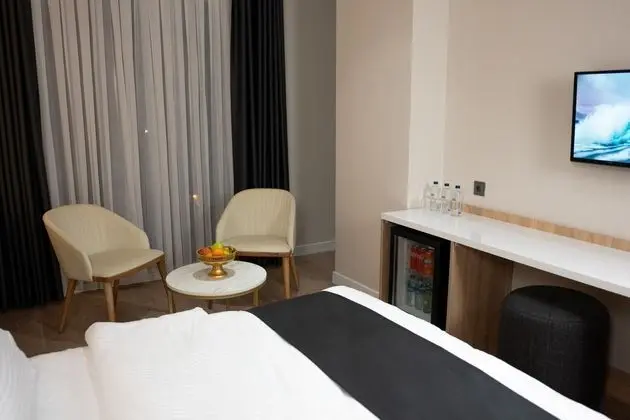 Deluxe Oda Balkonlu, Şehir Manzaralı