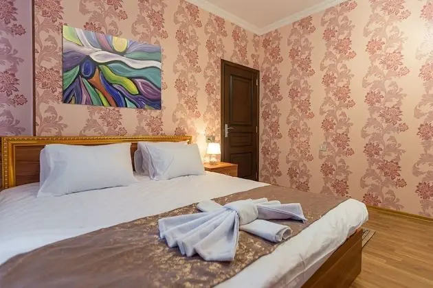 Standard Üç Kişilik Oda, Şehir Manzaralı