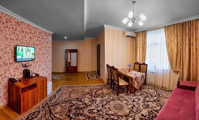 Standard Üç Kişilik Oda, Şehir Manzaralı