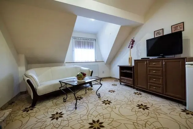 Deluxe Tek Büyük veya İki Ayrı Yataklı Oda, 1 Yatak Odası