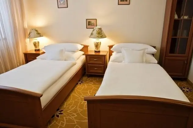 Deluxe Tek Büyük veya İki Ayrı Yataklı Oda, 1 Yatak Odası