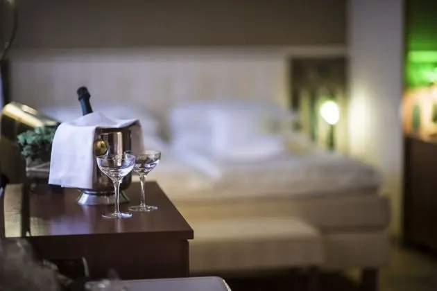 Deluxe Tek Büyük veya İki Ayrı Yataklı Oda, 1 Yatak Odası