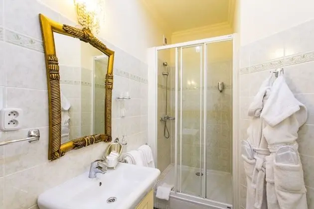 Deluxe Tek Büyük veya İki Ayrı Yataklı Oda, 1 Yatak Odası