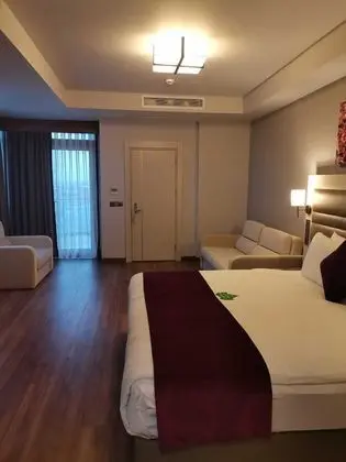 Junior Suite Room