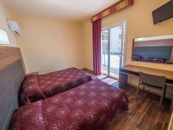 İki Ayrı Yataklı Oda