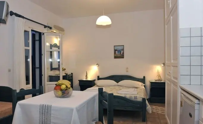 Stüdyo, Bahçe Manzaralı