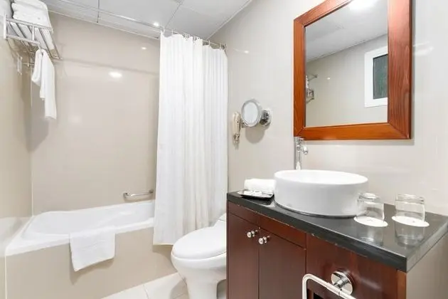 One Bedroom Club Suite