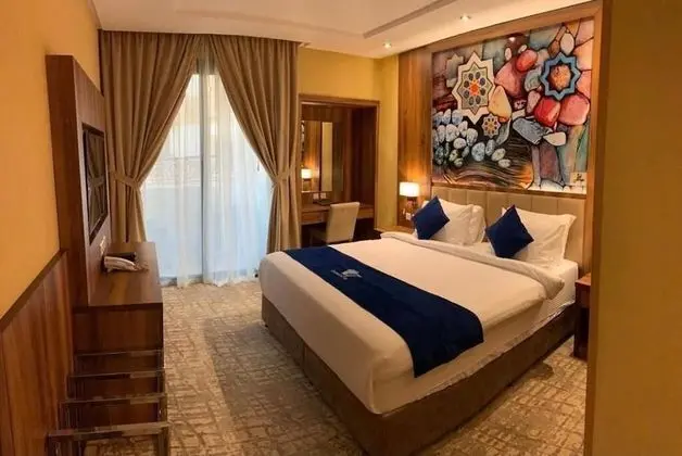 Deluxe Tek Büyük Yataklı Oda