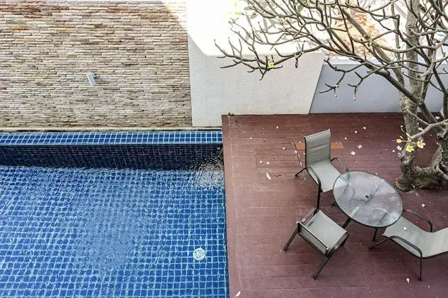 Golden Sea Pool Villa