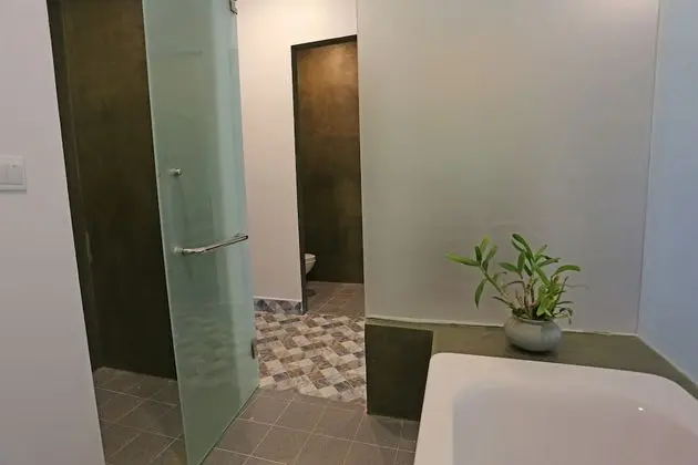 Deluxe Tek Büyük Yataklı Oda, Balkon, Havuz Manzaralı (Free Airport Pick up)
