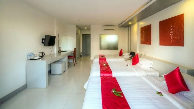 Deluxe Üç Kişilik Oda, Balkon, Havuz Manzaralı (Free Airport Pick Up)