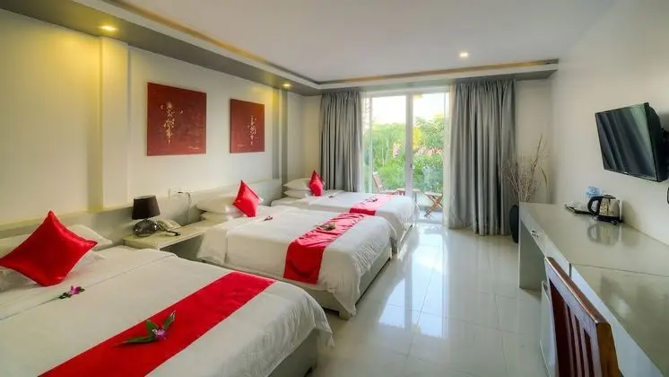 Deluxe Üç Kişilik Oda, Balkon, Havuz Manzaralı (Free Airport Pick Up)