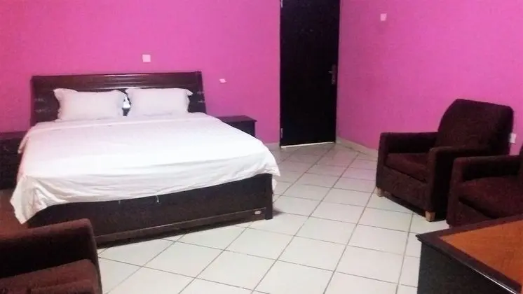 Deluxe Tek Büyük Yataklı Oda