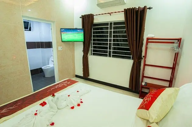 Deluxe Tek Büyük Yataklı Oda, Avlu Manzaralı