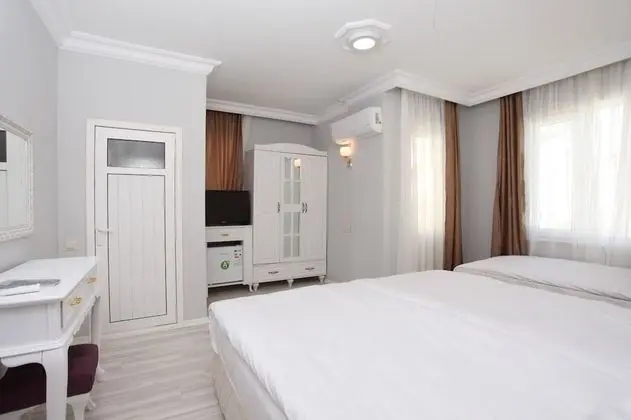 Standard Üç Kişilik Oda