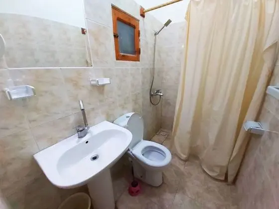 Basic Tek Büyük Yataklı Oda