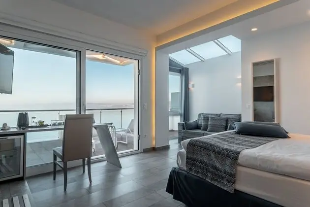 Aeolus COCO-MAT Suite Panoramic Sea View