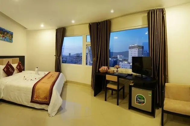 Deluxe Tek Büyük Yataklı Oda