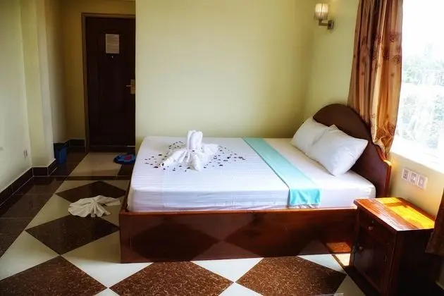 Deluxe Tek Büyük Yataklı Oda