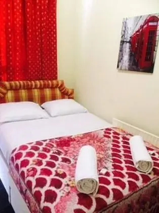 Tek Büyük Yataklı Oda, Banyolu/Duşlu