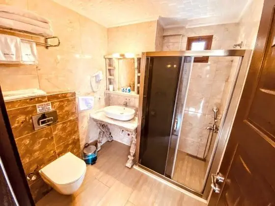 Çift Kişilik, Şehir Manzaralı, Balkonlu
