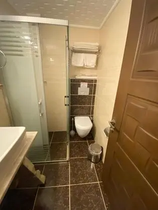 Standart Oda Balkonlu, Kısmi Deniz Manzaralı