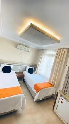 Standart Oda, Kara Manzaralı