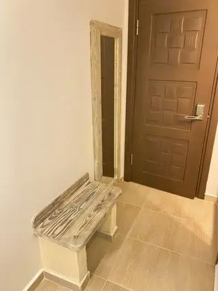 Standart Oda, Kara Manzaralı