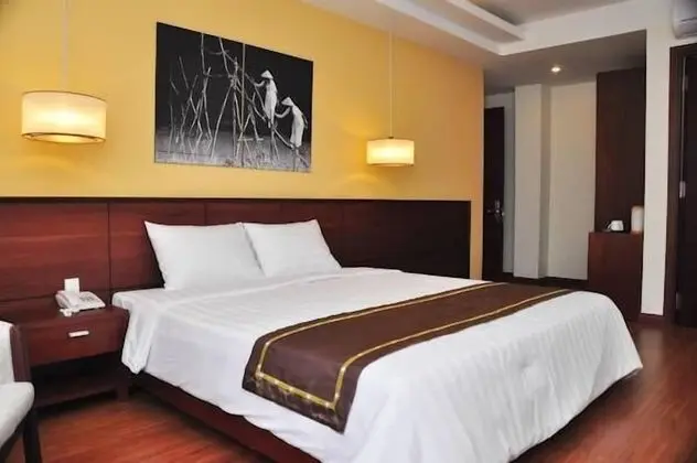Deluxe Tek Büyük Yataklı Oda