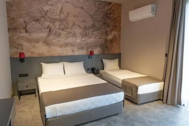 Standard Üç Kişilik Oda