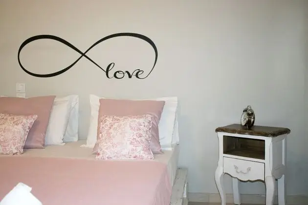 Superior Triple One Bedroom Apartment