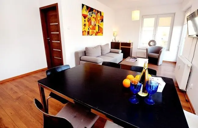 Apart Daire (Polanki,Klonowa 17, A m404)