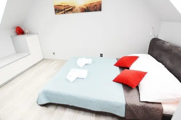 Apart Daire (Kapitanski, Morska 2/15)